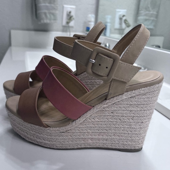Coconuts by Matisse two-tone wedges - Picture 3 of 4